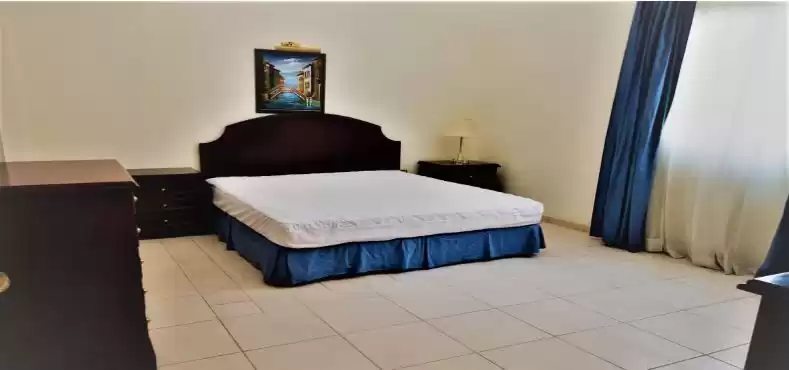 Wohn Klaar eigendom 3 Schlafzimmer F/F Wohnung  zu vermieten in Al Sadd , Doha #11581 - 1  image 